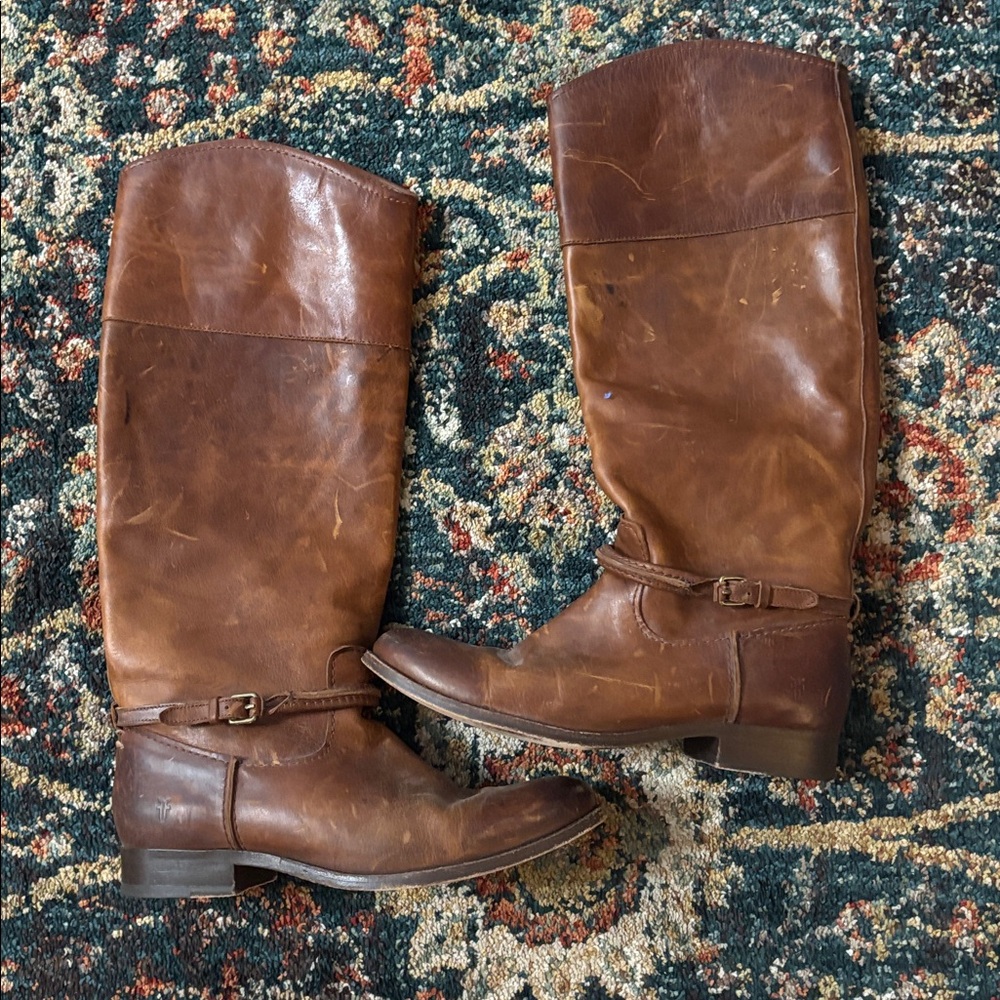 FRYE size 7 Melissa leather riding boots in sturdy leather small ankle buckle